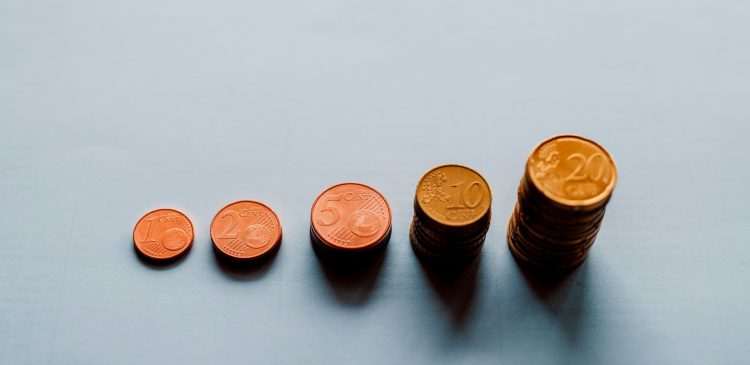 Waloryzacja - co to? Kluczowe informacje na temat reewaluacji wartości w Polsce