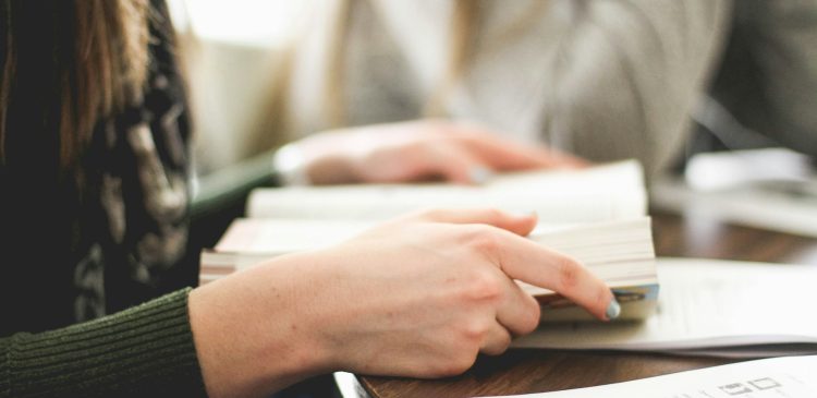 Wykształcenie - co to jest, jakie ma znaczenie i jak wpływa na Twoją przyszłość?