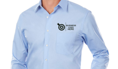 Koszule firmowe z logo - co to? Jak budować wizerunek i wzmacniać zespół?