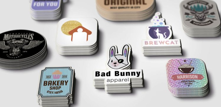 Naklejki z logo firmy - co to? Poznaj świetny sposób na wyróżnienie własnej marki