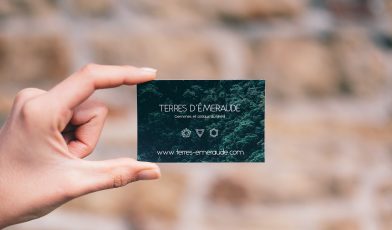 Wizytówki firmowe - co to? Przewodnik po skutecznym narzędziu biznesowym