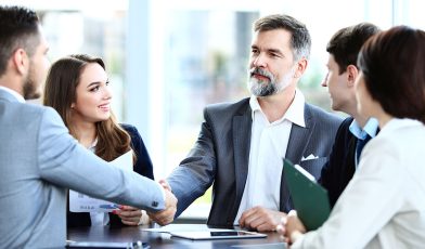 CPO i COO - kim są kluczowe role w firmie i czym się od siebie różnią? Poradnik