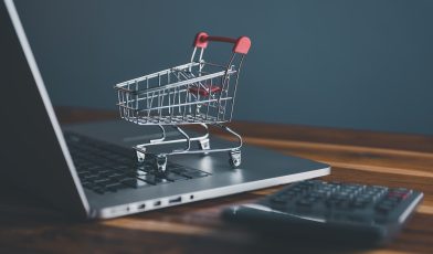 E-handel - co to jest? Przewodnik po cyfrowej sprzedaży dla początkujących