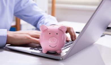 Ile kosztuje sklep internetowy? Pełny przewodnik po kosztach e-commerce