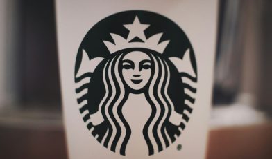 Logo firmy - jak powinno wyglądać i jak je stworzyć? Przewodnik krok po kroku