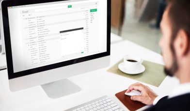 Mail formalny - co to? Kompletny przewodnik po profesjonalnej korespondencji