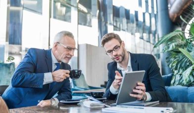 Outsourcing marketingu - co to? Przewodnik po zlecaniu działań zewnętrznym specjalistom