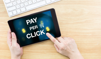 Pay per click - co to jest i jaką pełni funkcję w reklamie online? Kompleksowy przewodnik po rozliczeniu