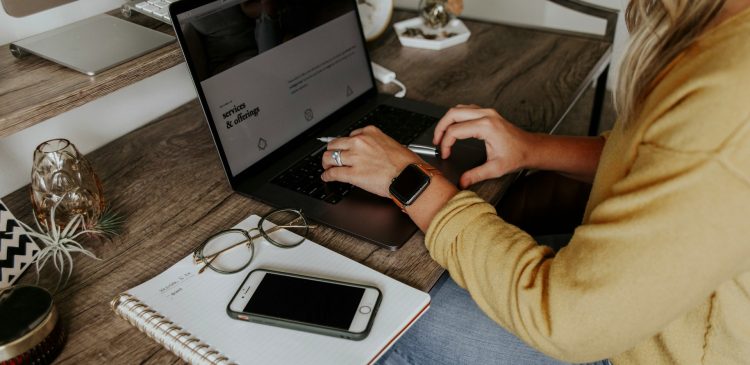 Reklama internetowa - co to jest, jak działa i dlaczego jest tak ważna dla biznesu?