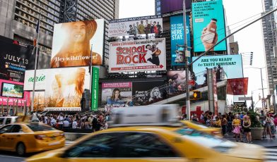 Reklama podprogowa - co to jest, jak działa i czy naprawdę wpływa na nasze decyzje?