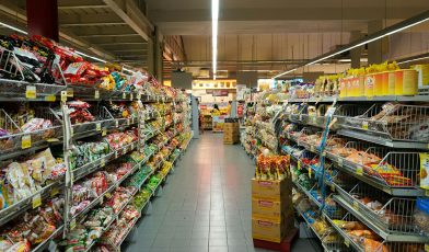 Sprzedaż detaliczna - co to? Definicja, rodzaje i rola w gospodarce