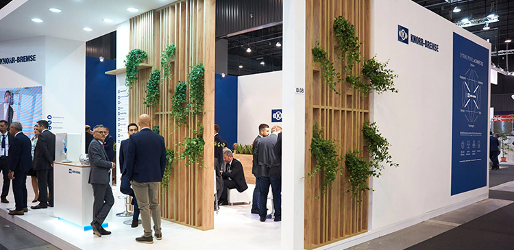 Stoisko targowe - co to? Jak je zaplanować i wykorzystać do sukcesu firmy?