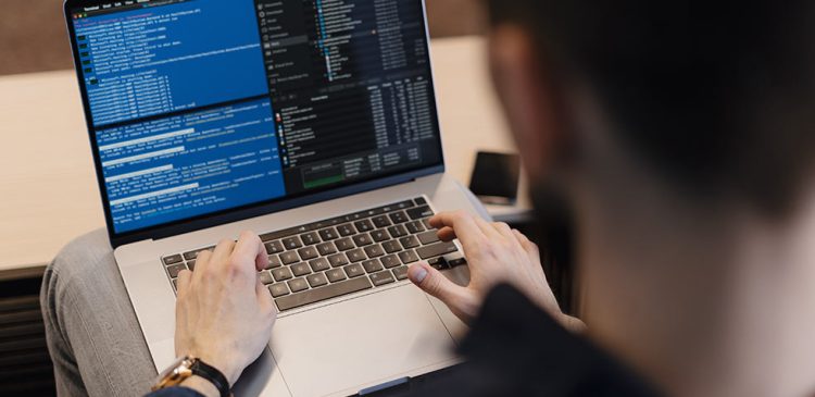 Webmaster - kim jest, co robi i jakie umiejętności są mu potrzebne?