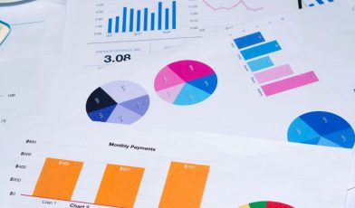 Wizualizacja danych - co to? Praktyczny przewodnik po graficznym przedstawianiu informacji