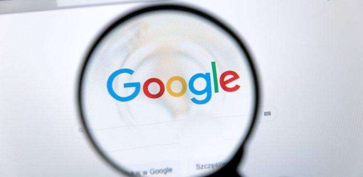 Wyszukiwarka Google - co to? Kompleksowy przewodnik po działaniu, funkcjach i przyszłości
