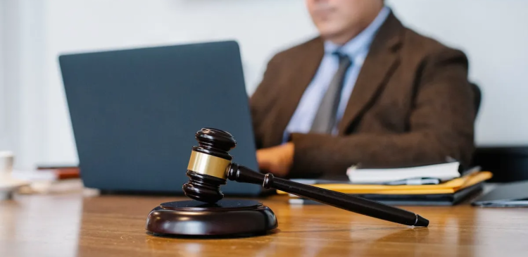 Zarządca sukcesyjny - kto to? Jak zabezpieczyć firmę po śmierci przedsiębiorcy? Poradnik