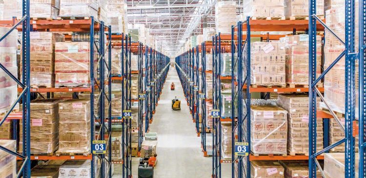 Zarządzanie zapasami - co to? Przewodnik po optymalizacji i kontroli ilości towaru