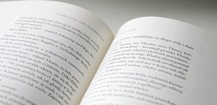 Akapit - co to? Wszystko, co musisz wiedzieć o budowie i funkcjach tekstu