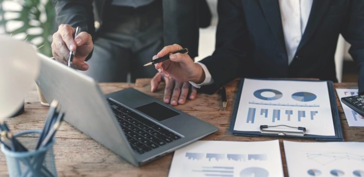 Analiza finansowa - co to? Kompletny przewodnik i kluczowe wskaźniki