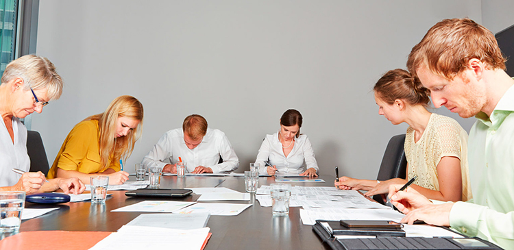 Assessment Center - co to jest i jak ocenia kompetencje pracowników? Przewodnik