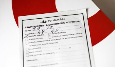 Awizo - co to jest, jak odebrać przesyłkę i uniknąć problemów na poczcie? Poradnik