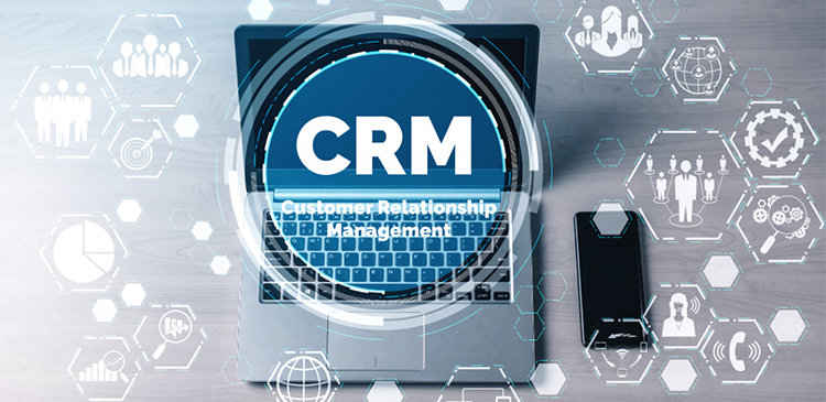 CRM dla małej firmy - jak wybrać i wdrożyć system, który pomoże Ci rozwinąć biznes? Poradnik