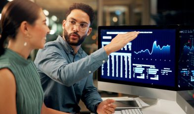 Cykl koniunkturalny - co to? Jak zrozumieć fazy i przewidywać zmiany w gospodarce? Poradnik