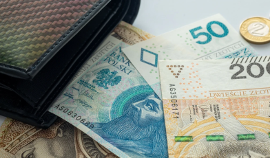 Do jakiej kwoty można płacić gotówką? Aktualne limity i konsekwencje