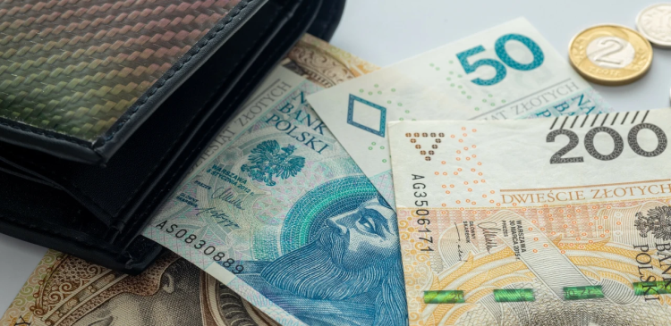 Do jakiej kwoty można płacić gotówką? Aktualne limity i konsekwencje