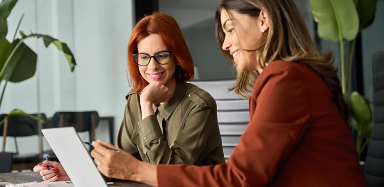 Doradztwo sprzedażowe - co to jest i jaki ma cel? Kompletny przewodnik