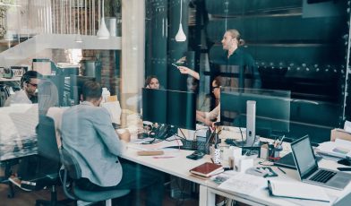 Firma - co to jest i jakie są jej cele? Kompleksowy przewodnik