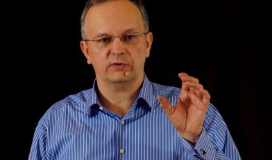 Jacek Walkiewicz - kim jest? Poznaj eksperta rozwoju osobistego i mówcę motywacyjnego