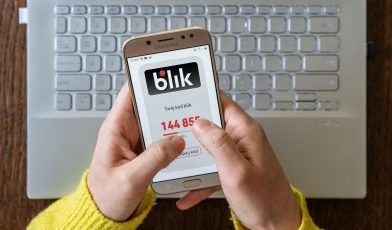 Jak cofnąć przelew bankowy? Poradnik