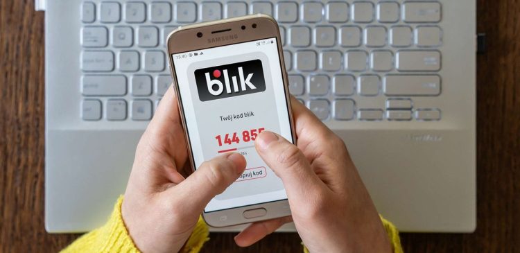 Jak cofnąć przelew bankowy? Poradnik