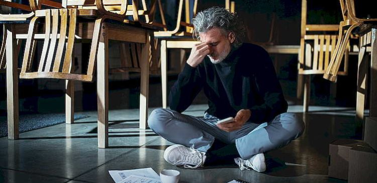 Jak zawiesić działalność gospodarczą w Polsce? Przewodnik krok po kroku