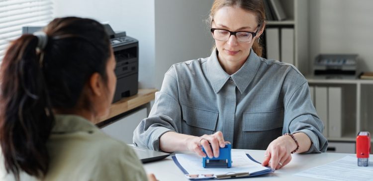 Koncesja - co to? Przewodnik po świecie aktów administracyjnych