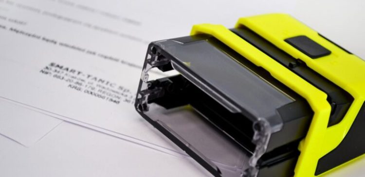 Pieczątka - co to? Wszystko, co musisz o niej wiedzieć - od rodzajów po najnowsze trendy