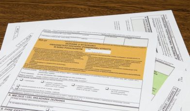 PIT 37 - co to? Wszystko, co musisz wiedzieć o swojej deklaracji podatkowej