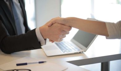 Prawa pracownika - co to? Co musisz wiedzieć o swoich uprawnieniach w pracy? Poradnik