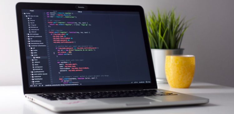 Projektowanie stron internetowych - na czym polega? Kompleksowy przewodnik