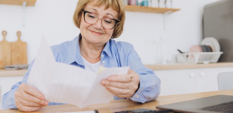 Przeliczenie emerytury - co to takiego, kiedy i jak można zyskać więcej? Poradnik