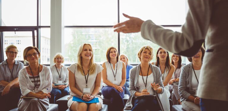 Szkolenia dla handlowców - czym są? Poznaj skuteczne techniki sprzedaży i rozwój umiejętności