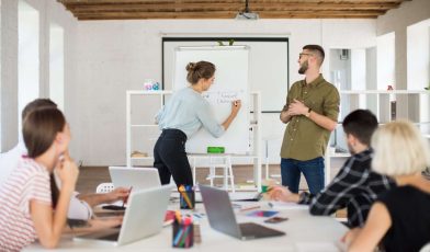 Szkolenia marketingowe - czym są? Poznaj klucz do sukcesu Twojej firmy