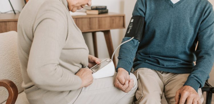 Waloryzacja emerytury - co to jest i jak działa w Polsce? Przewodnik
