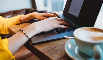 Wolny zawód - co to jest i jakie ma cechy? Przewodnik