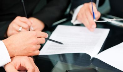 Zarząd sukcesyjny - co to? Jak zabezpieczyć firmę po śmierci właściciela? Poradnik