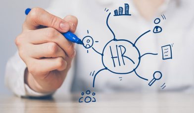 Zarządzanie zasobami ludzkimi - co to jest i na czym polega? Kompletny przewodnik