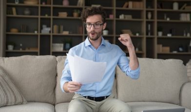 Zaświadczenie o niezaleganiu - co to jest i jak je uzyskać? Poradnik