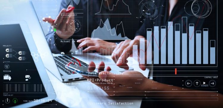 Analiza danych - na czym polega i jakie techniki wykorzystuje? Kompleksowy przewodnik