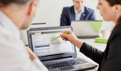 Korzyści w biznesie - czym są? Jak osiągnąć realną wartość dla firmy i zwiększyć zyski? Poradnik